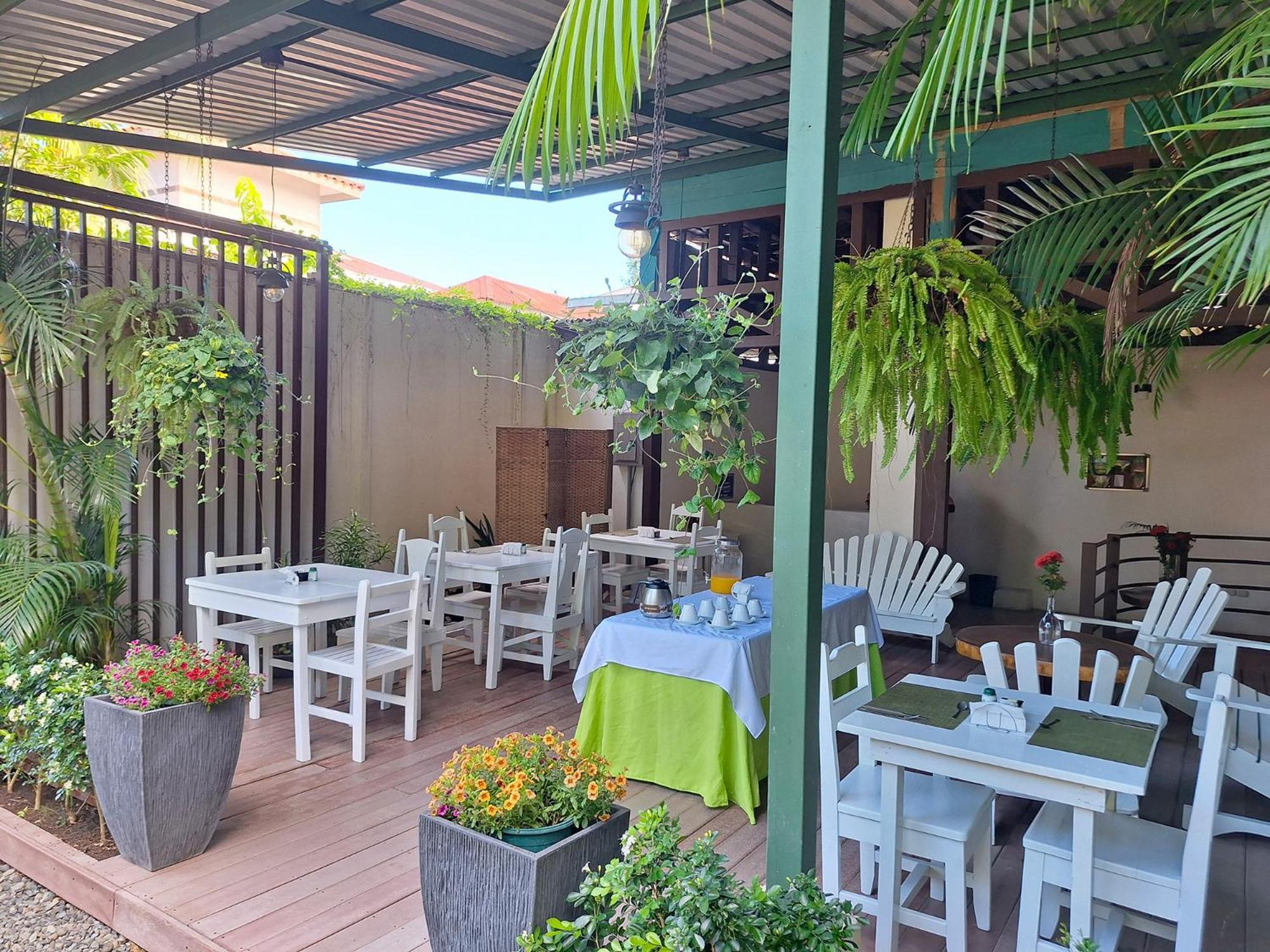Infiniti Hotel Puerto Viejo de Talamanca Bagian luar foto