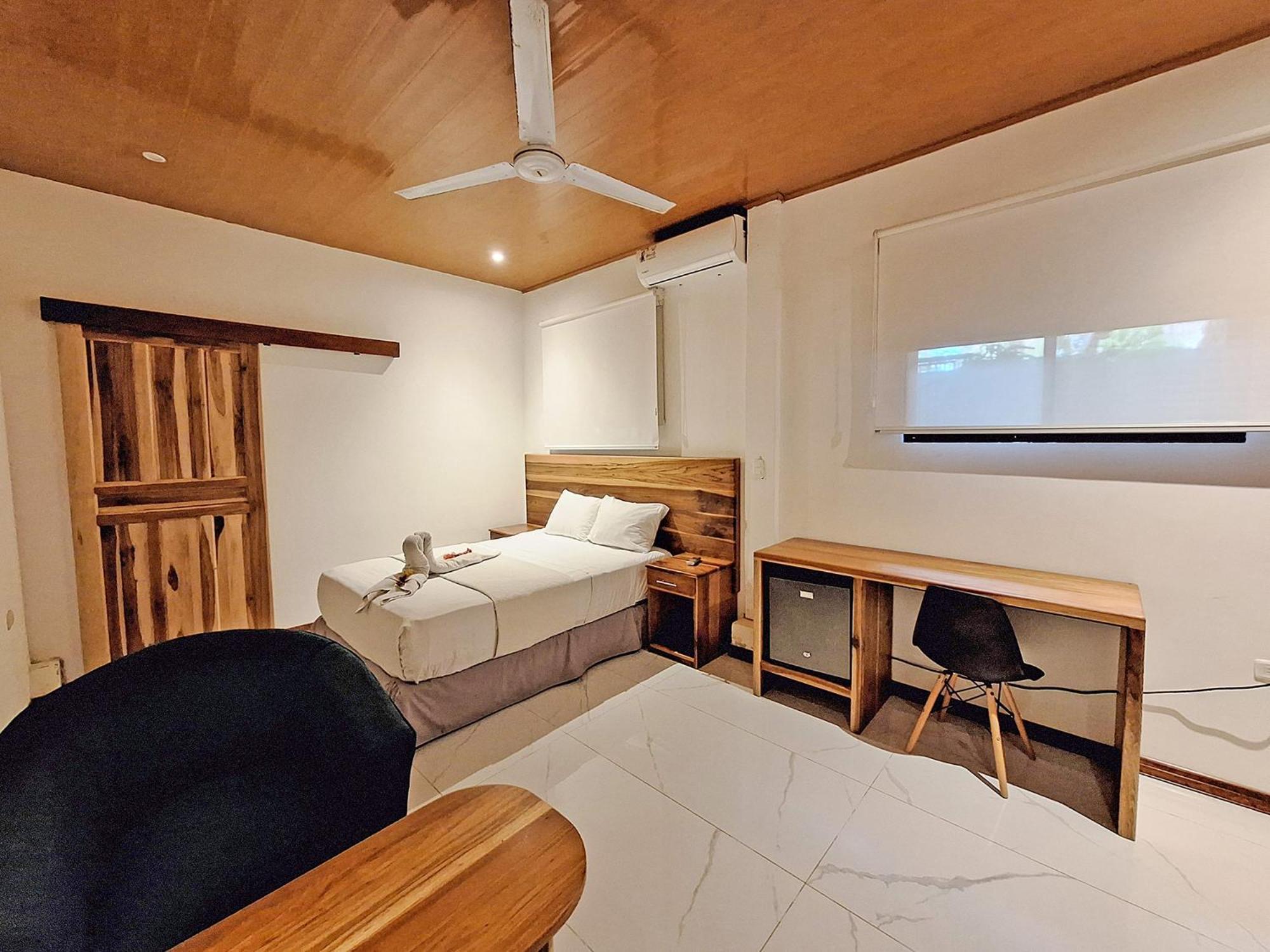 Infiniti Hotel Puerto Viejo de Talamanca Bagian luar foto
